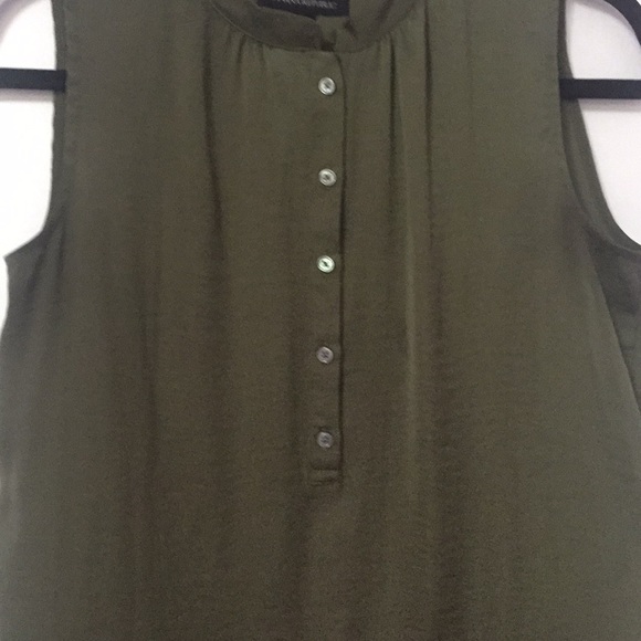 Banana Republic Sleeves Blouse - Picture 6 of 10